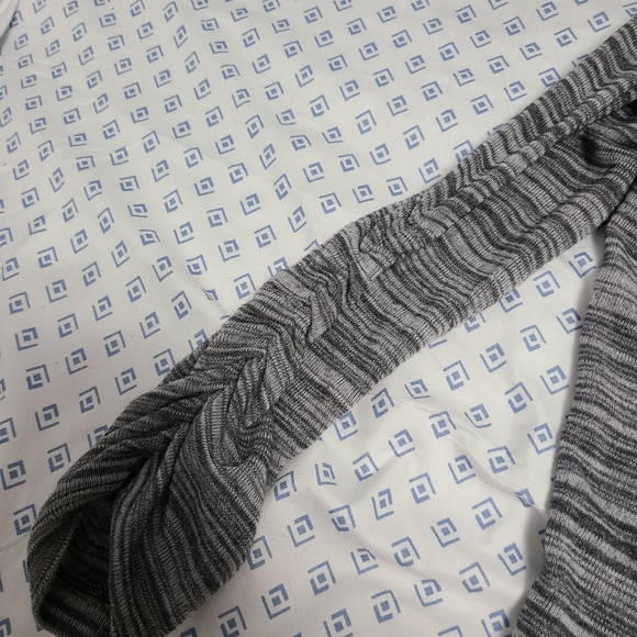 Grey Cardigan - Picture 3 of 4